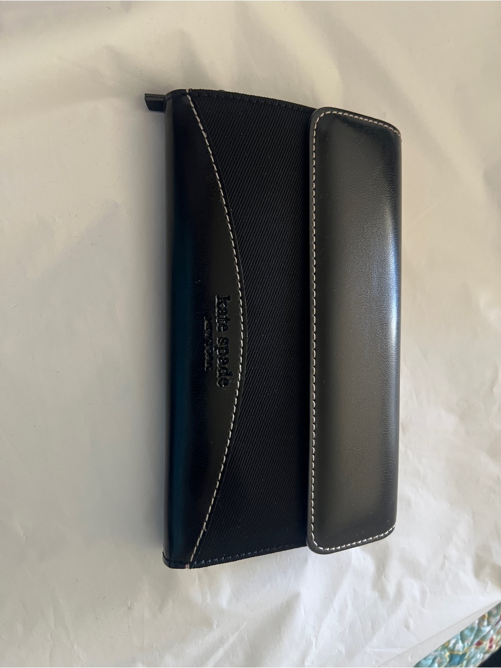 Kate Soade Fabric/leather Black Wallet with Contrast White Stitching